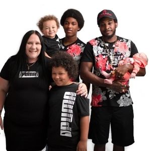 Meet your Posher, Elisa